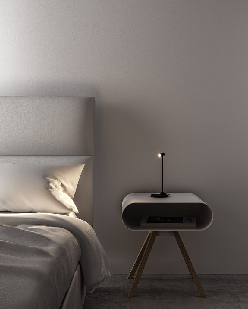 Lampada Halley Table nera su comodino moderno in camera da letto