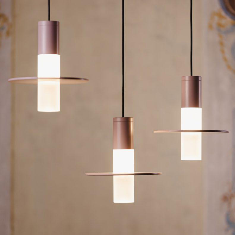 Composizione CREO con tre lampade rame e diffusori satinati
