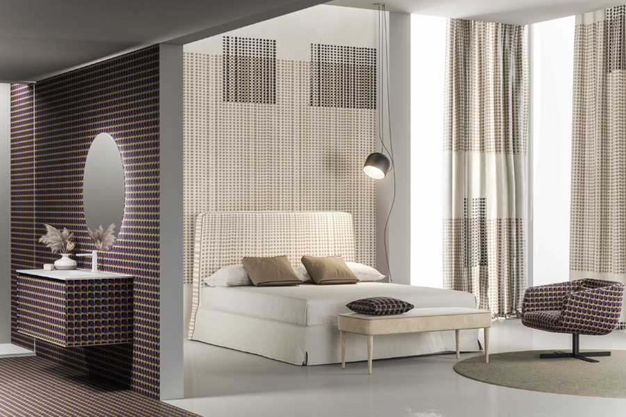 Camera da letto con pattern pois e geometrie su tessuti e pareti